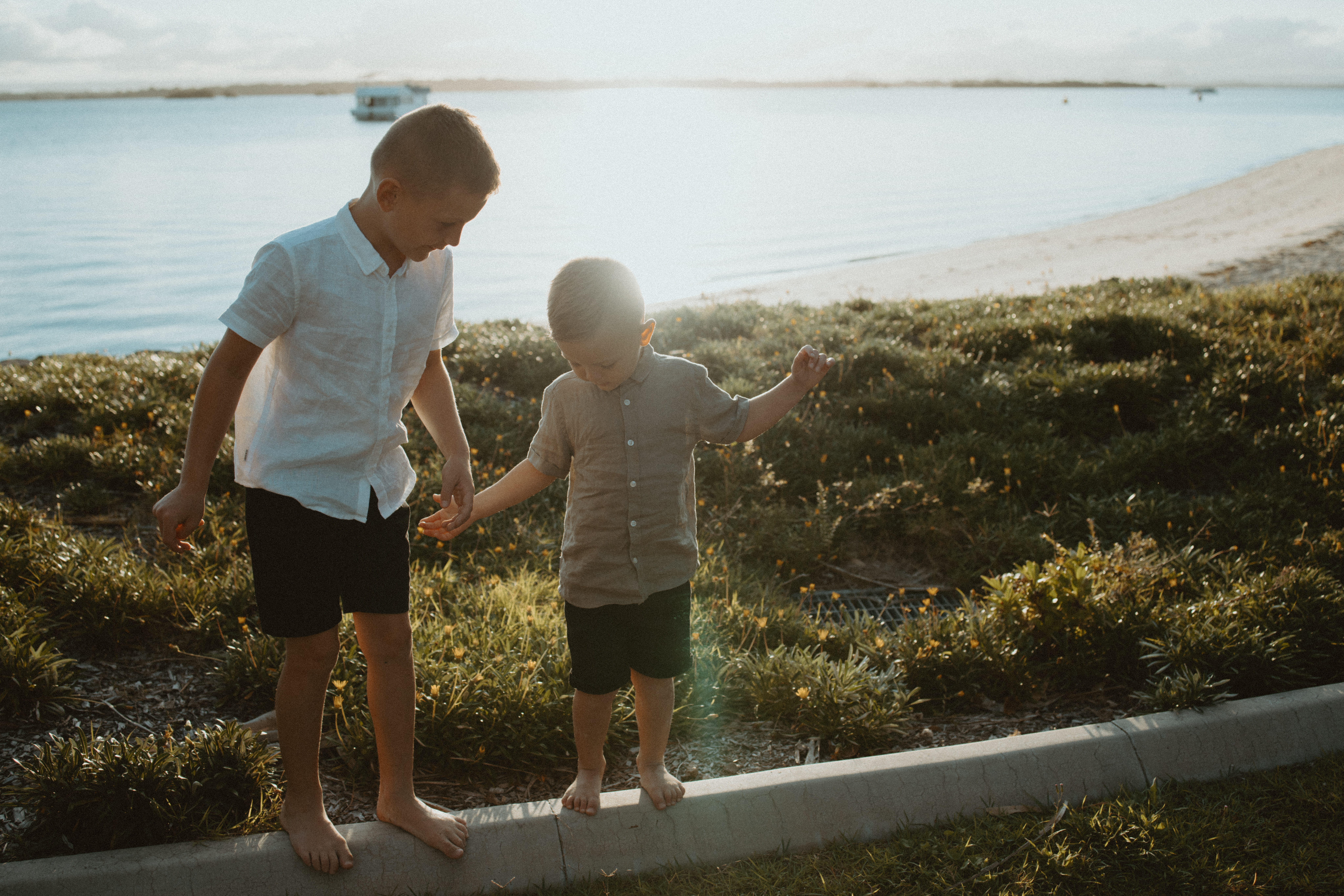 bribie island family session at sunset